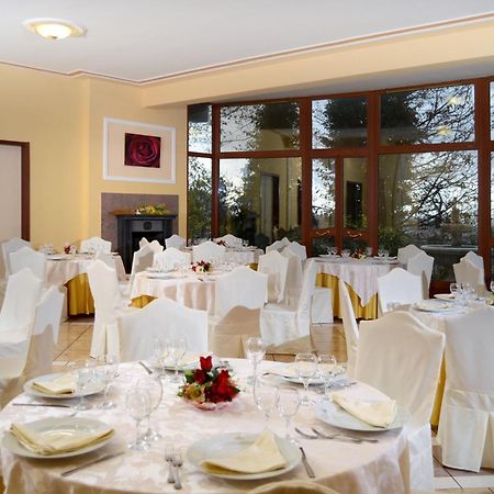 Royal Hotel Montevergine Ospedaletto D'Alpinolo Екстер'єр фото