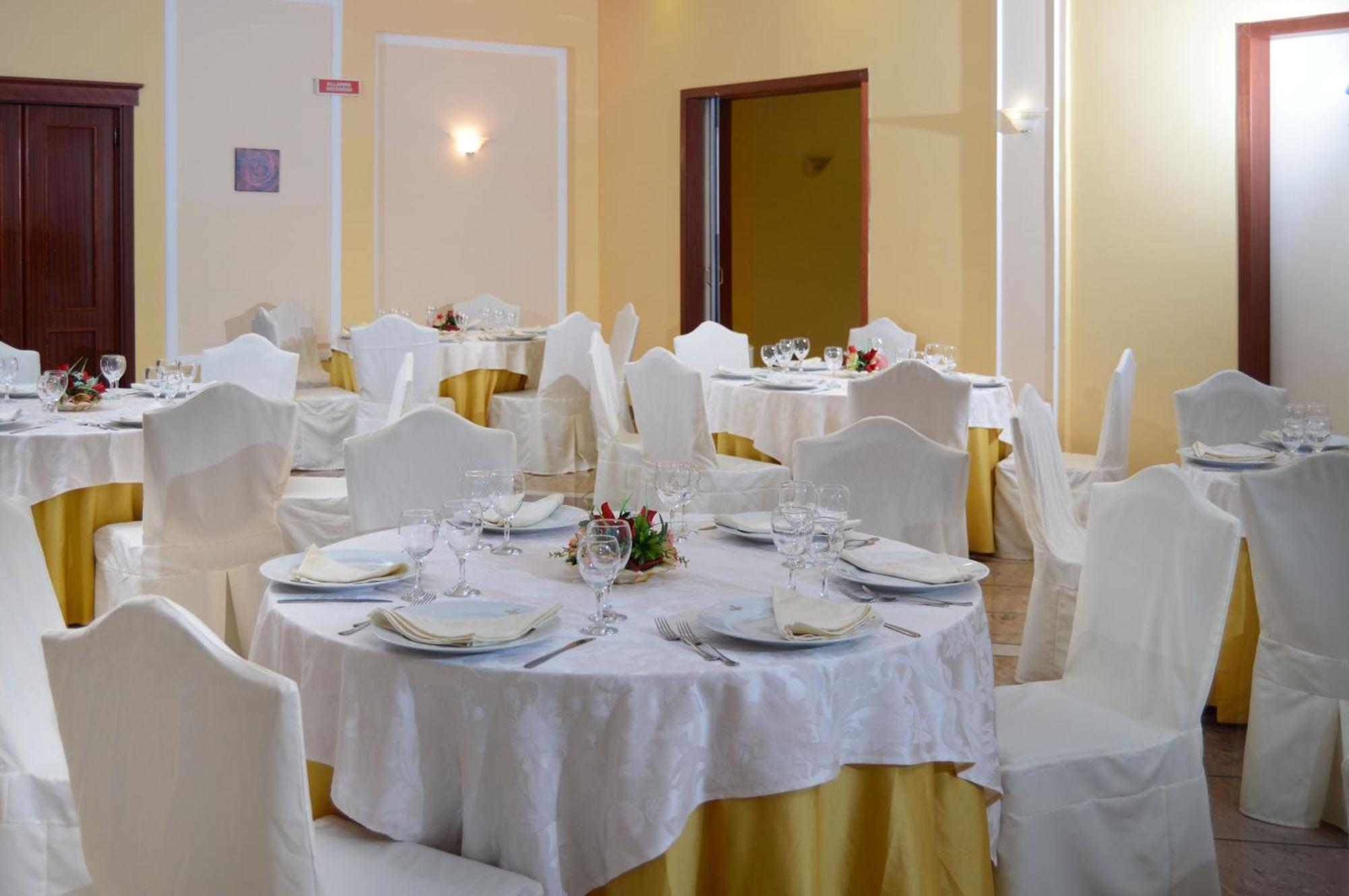 Royal Hotel Montevergine Ospedaletto D'Alpinolo Екстер'єр фото