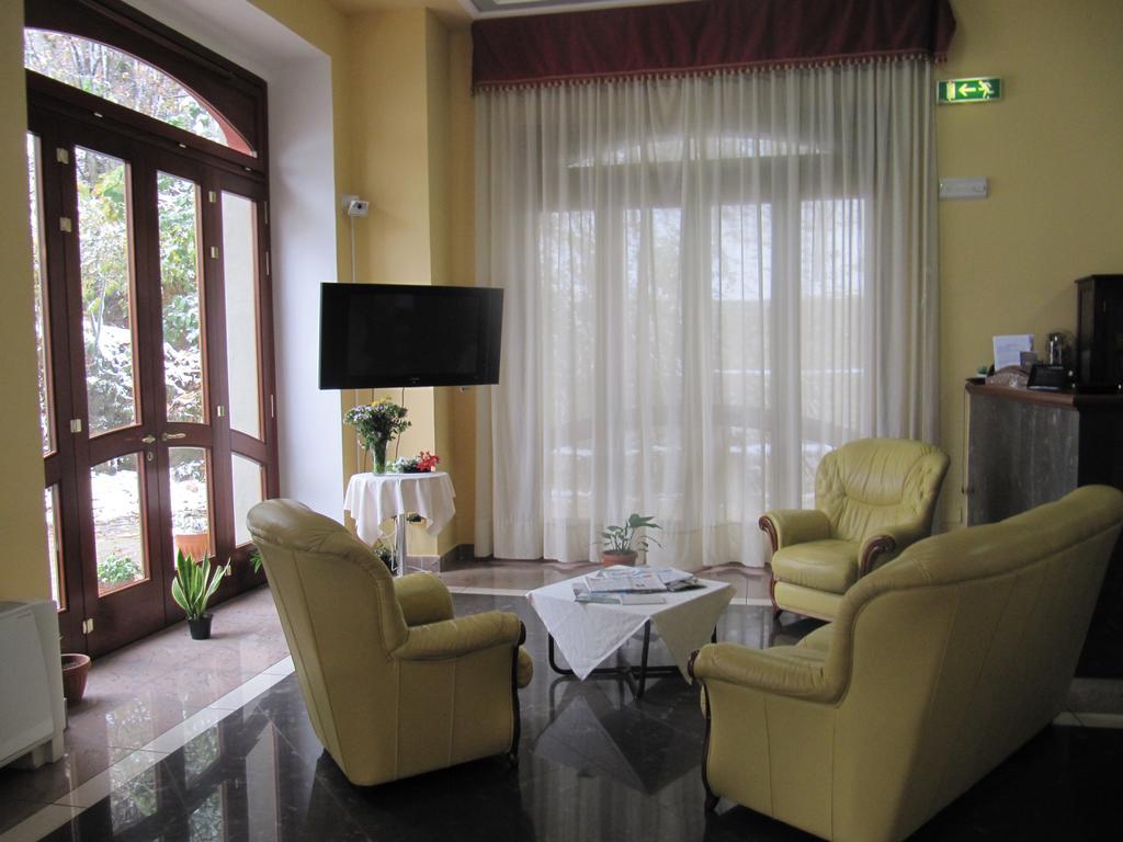 Royal Hotel Montevergine Ospedaletto D'Alpinolo Екстер'єр фото